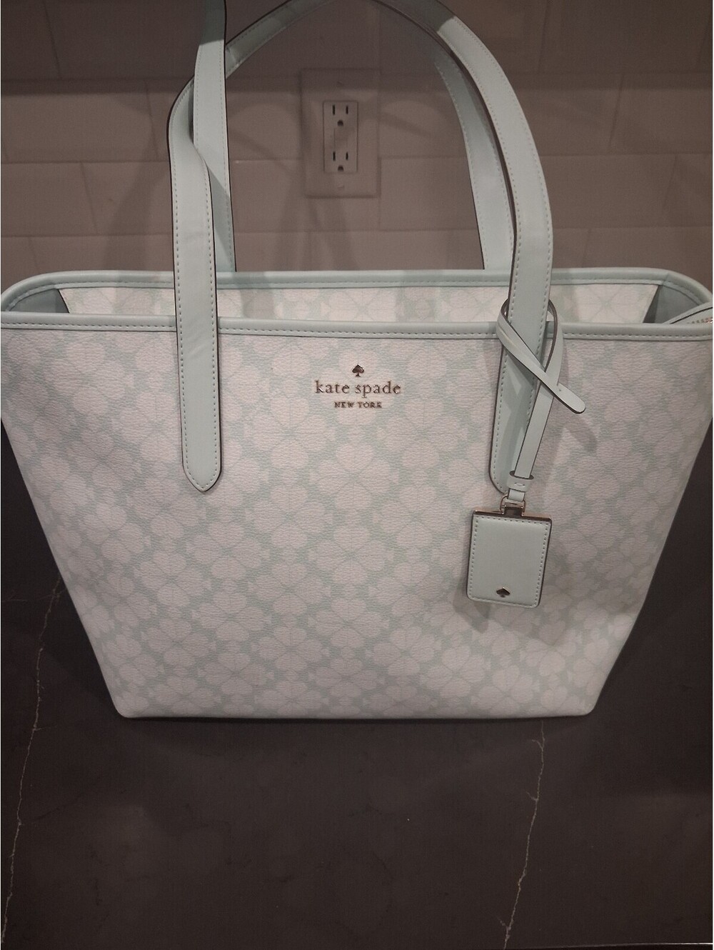 NWOT Kate Spade Mint Green and White Large Tote Bag